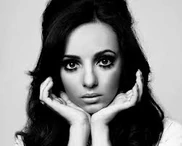 Jade black&white