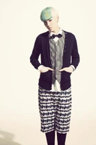 Zelo 6.