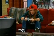 ShakeItUp-SwitchItUp-Flynn-in-ceces-body
