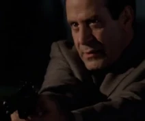 Adrian Monk's gun3
