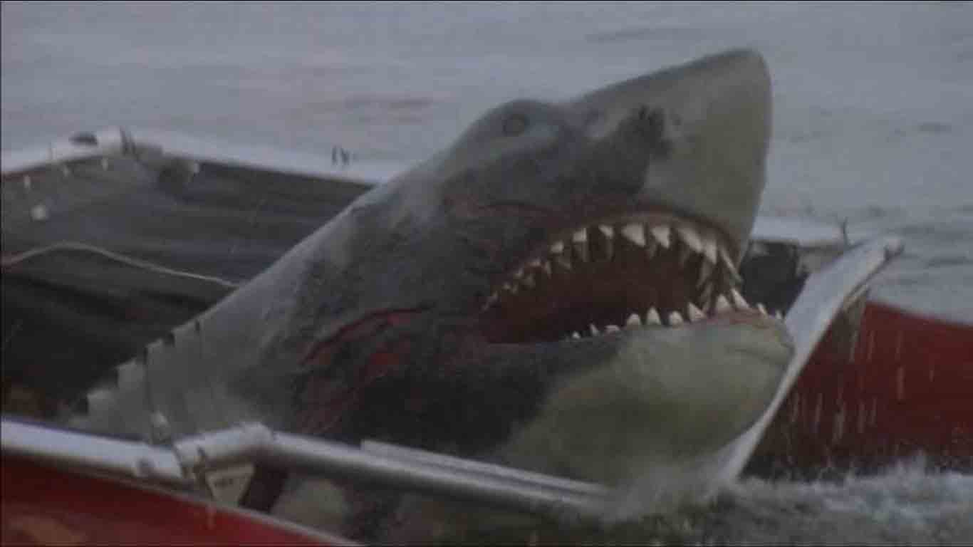 great-white-shark-jaws-2-fear-world-wiki