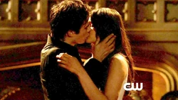 DELENA4X23GRADU4X12