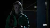 Teen Wolf Season 3 Episode 3 Fireflies Holland Roden Lydia Martin where am I