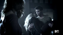 Teen Wolf Season 3 Episode 3 Fireflies Tyler Hoechlin Derek Hale Erica's body