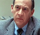 Earl Boen