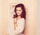Phoebe Tonkin
