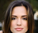 Torrey DeVitto
