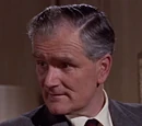 Q (Desmond Llewelyn)