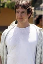 3x01ethanrom.jpg