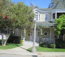 4350 Wisteria Lane