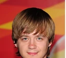 Jason Earles