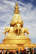 Памятник Пусяню в Пекине.