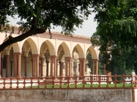 Diwan-e-Aam: Hall of Public Audience (arched vault and ceiling not original)