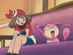 May/Aura junto Skitty