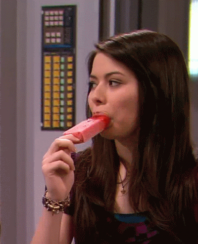 http://images2.wikia.nocookie.net/icarly/images/f/f2/Miranda-cosgrove-popsicle-2.gif