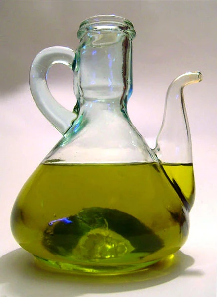 תמונה:Olive_oil.jpg