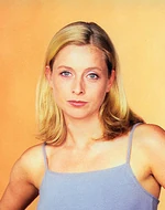 Tanja Geke dubs the voice of Susan Lloyd