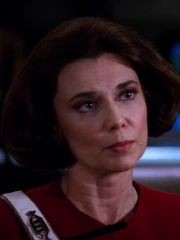 Tricia O'Neil als Cpt. Rachel Garrett
