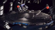Die Enterprise im Raumdock