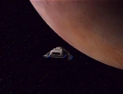 Ein Runabout nähert sich Torga IV.
