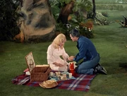 Pike und Vina beim Picknick.