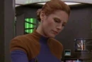 Zuster Tagana, een Bajoran Zuster.