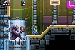 Samus approaching the fake Chozo Statue in Metroid Fusion.