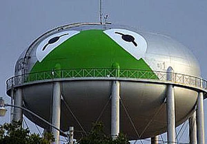 The residents of Kermit, Texas, painted Kermit the Frog on their most prominent water tower when Kermit came to visit in 2005.
