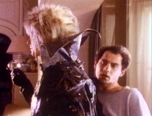 Michael Moschen performing with David Bowie