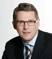 Rodfram Stresseman, Party Leader (2614 - 2621), Trade and Industry Minister (2572 - 2580)