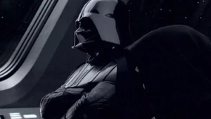 Vader e Sidious observam a construção da Primeira Estrela da Morte.