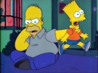 Imagem:200px-HomerStranglesBart2.jpg