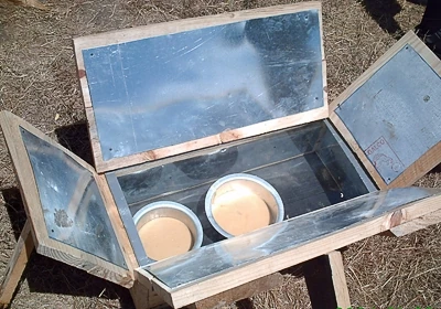 Image:Ishani_Sud_cooker_2007.jpg