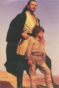Nuori Anakin jedimestari Qui-Gon Jinnin kanssa.