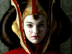 Queen Padmé Amidala wearing the Jewel of Zenda.