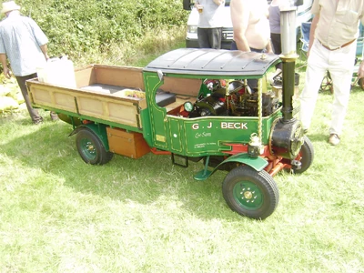 A Steam wagon model