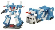 Oh, that's right, this Ultra Magnus guy had a trailer or something, didn't he?