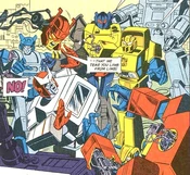 Goddamn, Goldbug's creepy. Guess this explains why Ratchet prefers him as Bumblebee.