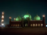 Badshahi Masjid at night