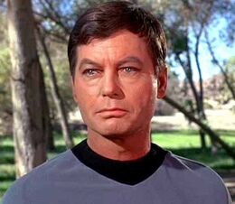 http://images2.wikia.nocookie.net/__cb20090513120046/memoryalpha/en/images/thumb/6/66/Leonard_McCoy%2C_2267.jpg/260px-Leonard_McCoy%2C_2267.jpg