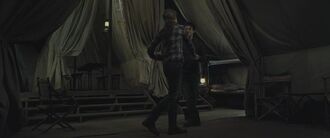 330px-Harry_and_Hermione_dancing_inside_the_tent_02.JPG